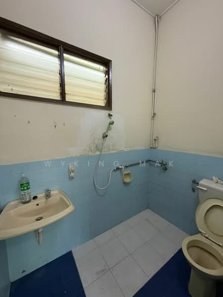 Rumah Teres 1 Tingkat untuk Dijual di Taman Sri Cheras (Cheras) - Wyking Mak - Bathroom - PropertyGuru.com.my