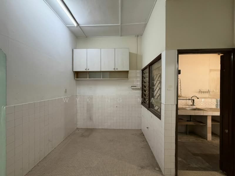 Rumah Teres 1 Tingkat untuk Dijual di Taman Sri Cheras (Cheras) - Wyking Mak - Kitchen - PropertyGuru.com.my