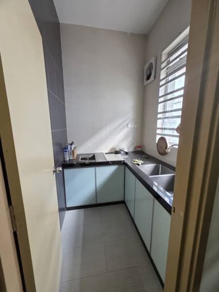 Rumah Banglo untuk Dijual di Taman Setia Indah (Tebrau) - LZ Lau - Kitchen - PropertyGuru.com.my