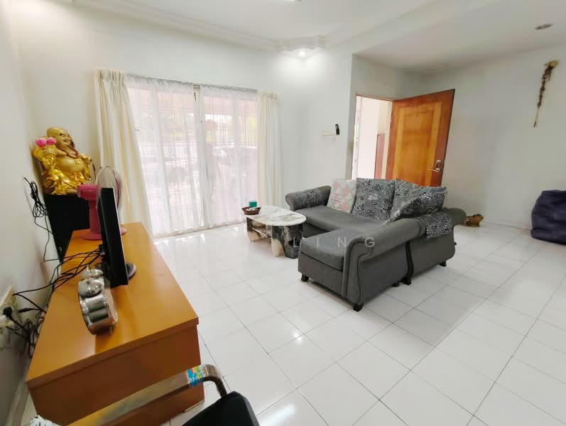 2-storey Terraced House for Sale in Taman Desa Palma (Bukit Mertajam) - Fish Ling - Living Room - PropertyGuru.com.my