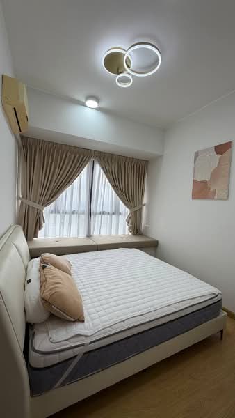 Condominium for Rent at Royal Strand @ Country Garden Danga Bay - May Lee - Bedroom - PropertyGuru.com.my