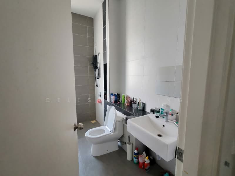 Rumah Berkembar untuk Dijual di Eco Majestic (Semenyih) - Celestine Ting - Bathroom - PropertyGuru.com.my