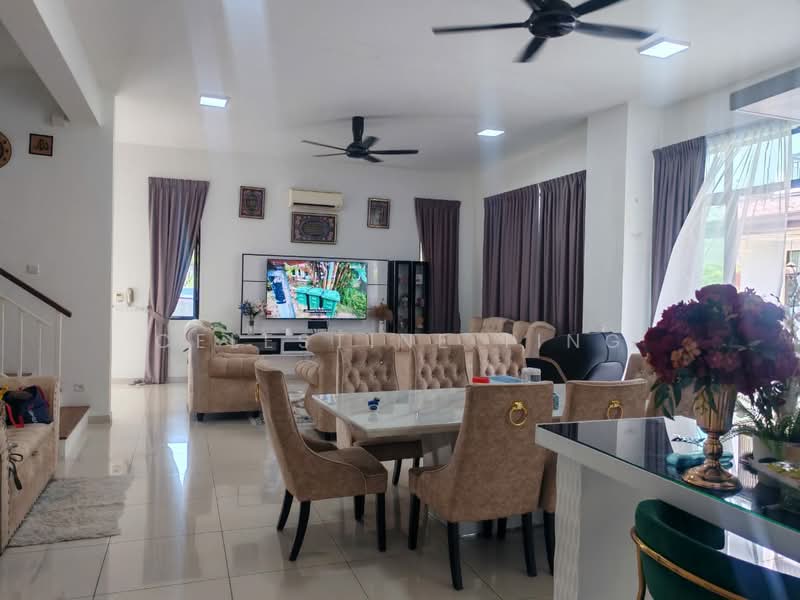 Rumah Berkembar untuk Dijual di Eco Majestic (Semenyih) - Celestine Ting - Living Room - PropertyGuru.com.my