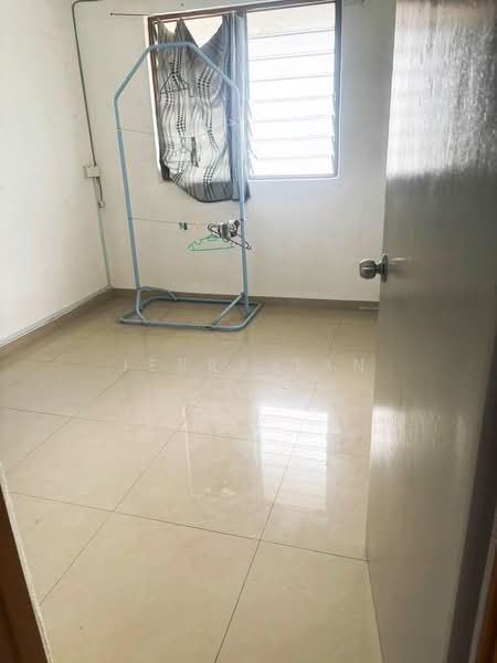 Flat for Rent at Taman Relau Jaya - Jerry Tan - Interior - PropertyGuru.com.my