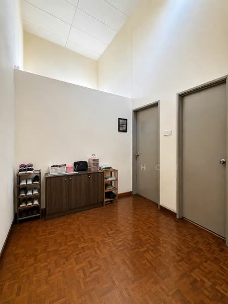 2-storey Terraced House for Sale in Setia Impian (Setia Alam) - Jovee Chow - Entrance - PropertyGuru.com.my