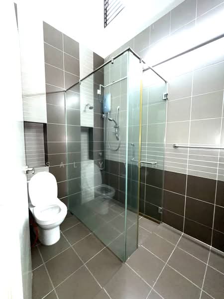 2-storey Terraced House for Sale in Bandar Bukit Raja (Klang) - Sally Yong - Bathroom - PropertyGuru.com.my