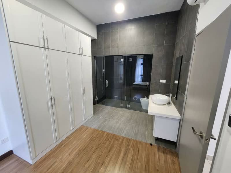 Servis Apartment untuk Disewa di Astoria Ampang - Gina Tiong - Bathroom - PropertyGuru.com.my