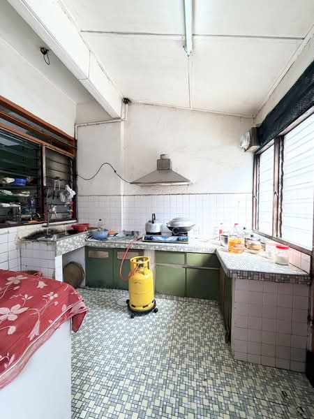 Rumah Teres 2 Tingkat untuk Dijual di Kepong (Kuala Lumpur) - Elaine Cheah - Kitchen - PropertyGuru.com.my