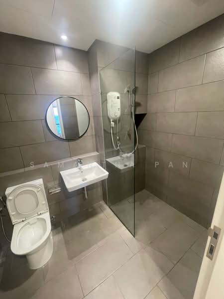 Kediaman Servis untuk Dijual di Maya Ara Residences - Samantha Pan - Bathroom - PropertyGuru.com.my