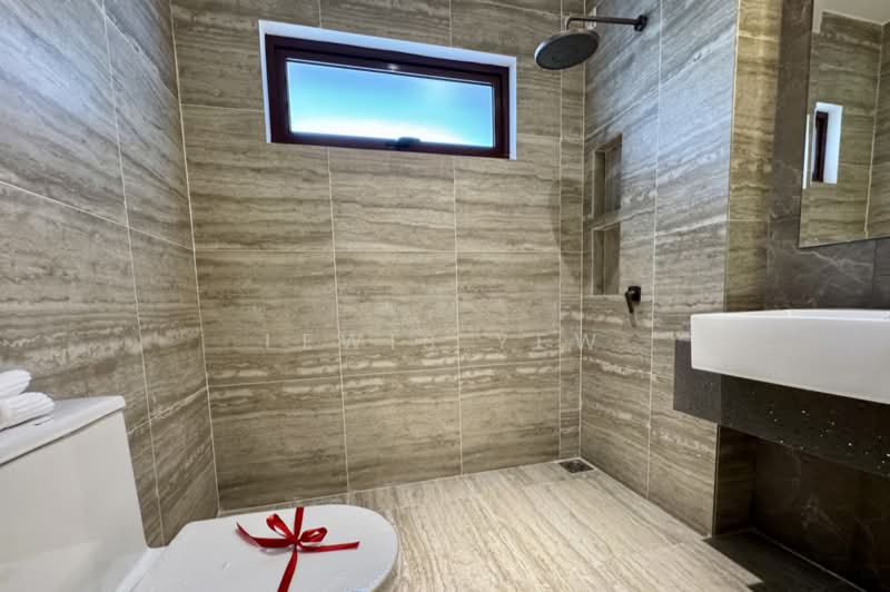 Rumah Teres 2 Tingkat untuk Dijual di Sepang (Selangor) - Lewis Yew - Bathroom - PropertyGuru.com.my