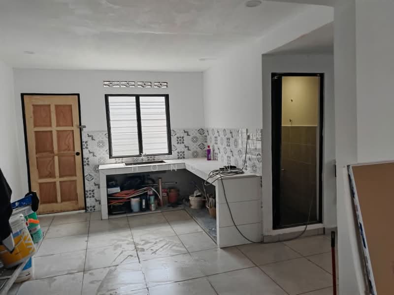 Rumah Teres 2 Tingkat untuk Disewa di Klang (Selangor) - Hong Ng - Kitchen - PropertyGuru.com.my