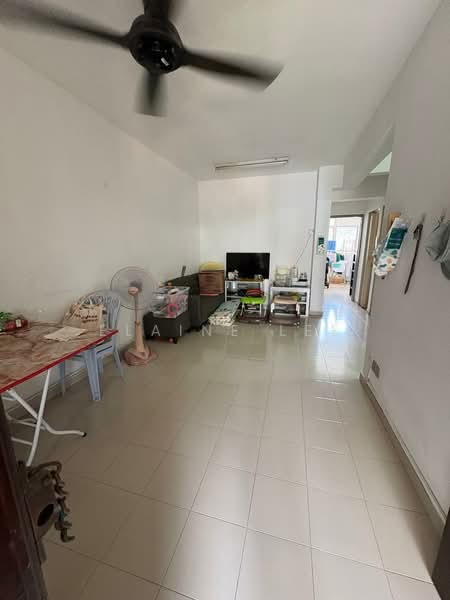 Pangsapuri untuk Dijual di Amethyst - Elaine Lee - Living Room - PropertyGuru.com.my