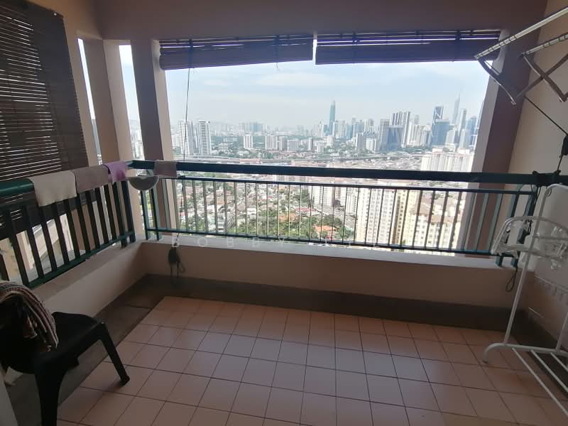 Kondominium untuk Disewa di Seri Maya Condominium - Bobby Lee - Balcony - PropertyGuru.com.my
