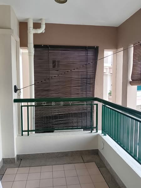 Kondominium untuk Disewa di Seri Maya Condominium - Bobby Lee - Balcony - PropertyGuru.com.my