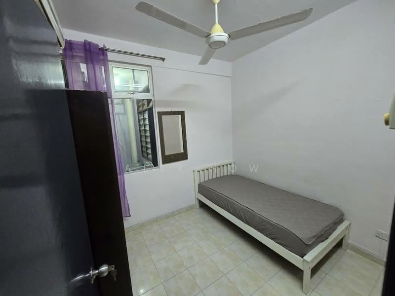 Apartment for Rent at Indah Court Apartment - Alex How - Bedroom - PropertyGuru.com.my