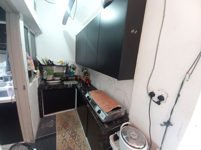 Rumah Teres 2 Tingkat untuk Dijual di Bukit Rahman Putra (Sungai Buloh) - Muin Mn - Kitchen - PropertyGuru.com.my