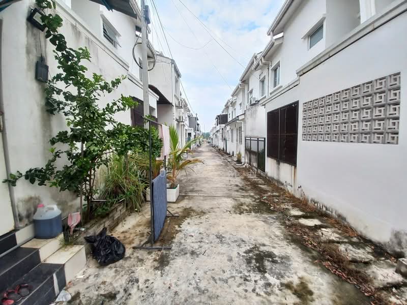 Rumah Teres 2 Tingkat untuk Dijual di Bukit Rahman Putra (Sungai Buloh) - Muin Mn - Exterior - PropertyGuru.com.my
