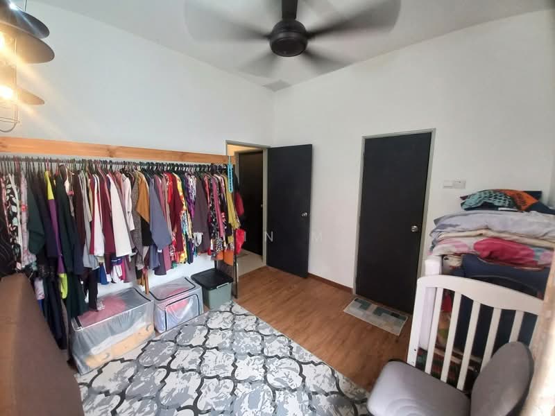 Rumah Teres 2 Tingkat untuk Dijual di Bukit Rahman Putra (Sungai Buloh) - Muin Mn - Bedroom - PropertyGuru.com.my