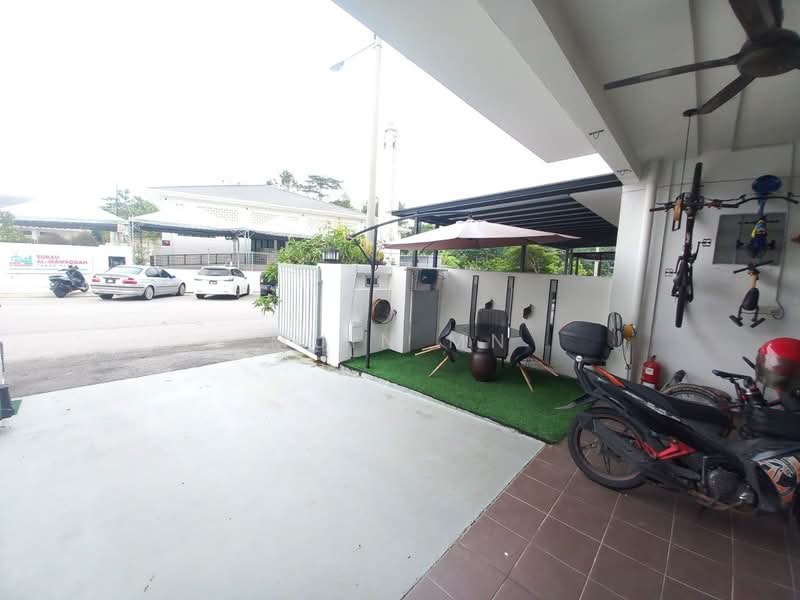 Rumah Teres 2 Tingkat untuk Dijual di Bukit Rahman Putra (Sungai Buloh) - Muin Mn - Exterior - PropertyGuru.com.my
