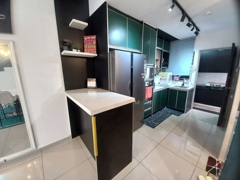Rumah Teres 2 Tingkat untuk Dijual di Bukit Rahman Putra (Sungai Buloh) - Muin Mn - Kitchen - PropertyGuru.com.my