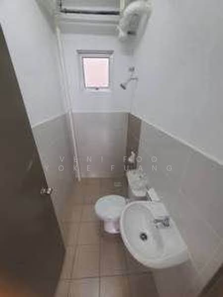 Apartment for Rent at Aronia - Veni Foo Yoke Fuang - Bathroom - PropertyGuru.com.my