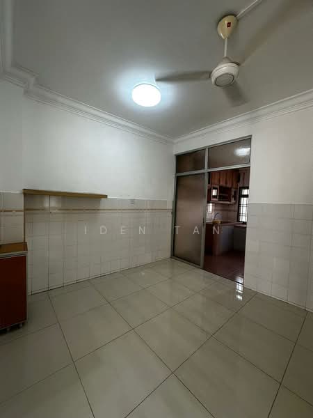 Rumah Teres 2 Tingkat untuk Dijual di Bukit Indah (Iskandar Puteri (Nusajaya)) - Iden Tan - Kitchen - PropertyGuru.com.my