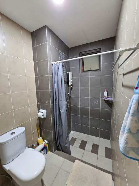 Condominium for Rent at Tree Sparina - Yang Lim - Bathroom - PropertyGuru.com.my