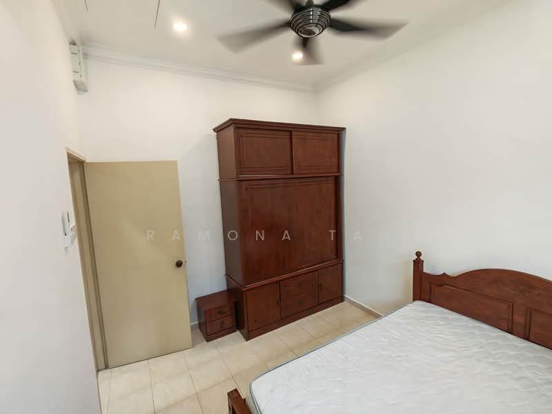 1-storey Terraced House for Rent in Taman Pertam Jaya (Melaka City) - Ramona Tan - Bedroom - PropertyGuru.com.my