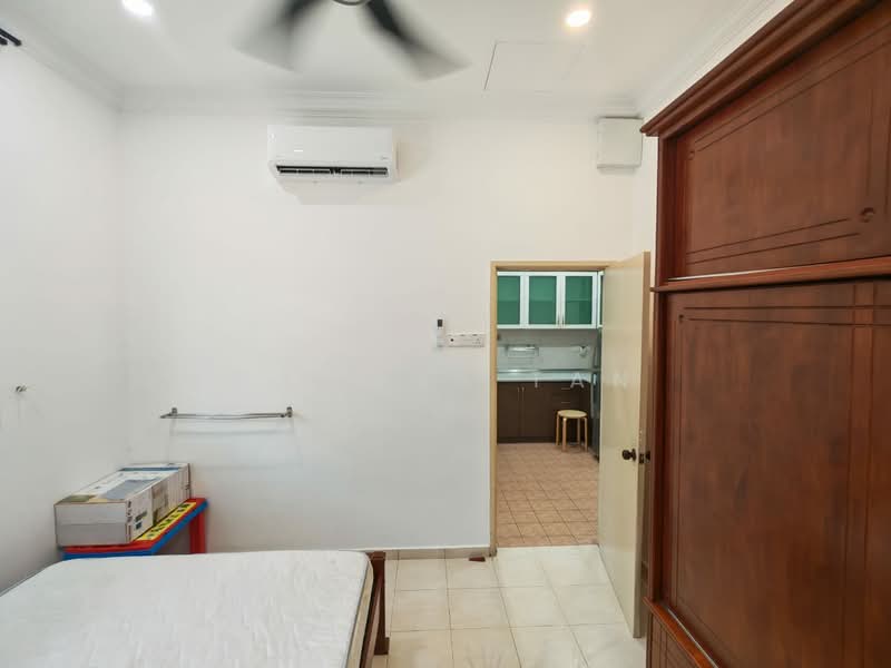 1-storey Terraced House for Rent in Taman Pertam Jaya (Melaka City) - Ramona Tan - Bedroom - PropertyGuru.com.my
