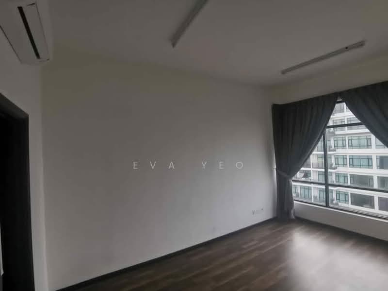 Servis Apartment untuk Dijual di Molek Regency - Eva Yeo - Living Room - PropertyGuru.com.my