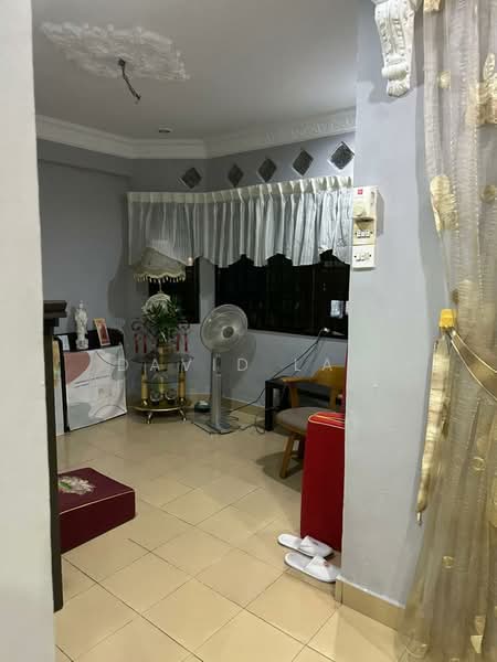 1.5-storey Terraced House for Rent in Kampung Semarak (Setapak) - David Lao - Living Room - PropertyGuru.com.my
