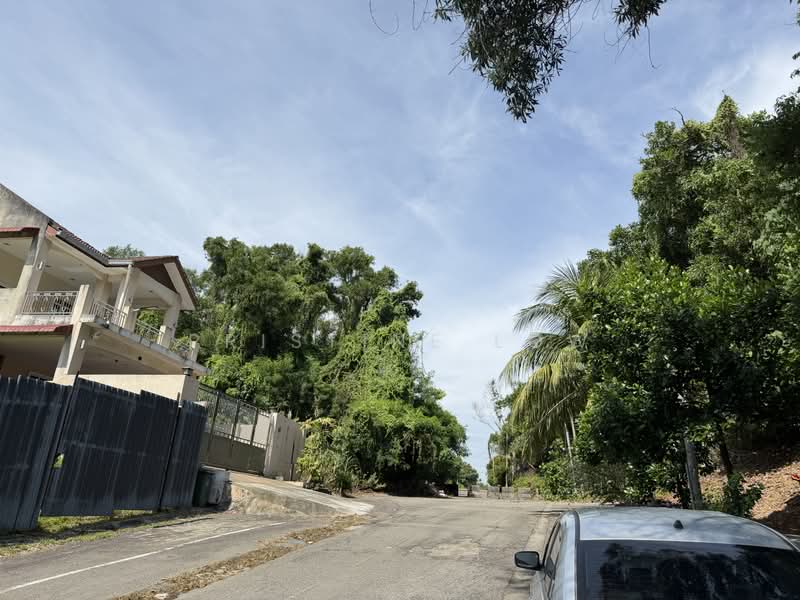 Shop for Sale in Taman Lestari Perdana (Seri Kembangan) - Pristine Low - Exterior - PropertyGuru.com.my