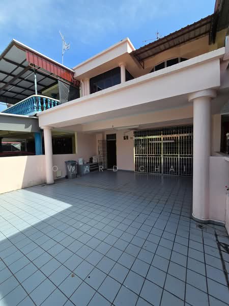 Rumah Teres 2 Tingkat untuk Dijual di Taman Megah (Pontian) - Howard Chai - Exterior - PropertyGuru.com.my