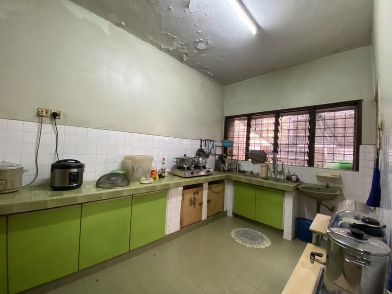 Rumah Teres 2 Tingkat untuk Dijual di Taman Connaught (Cheras) - Yk Yong - Kitchen - PropertyGuru.com.my