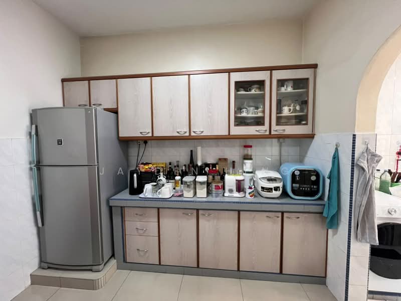 Rumah Teres 2 Tingkat untuk Dijual di SS 23, Taman Sea (Petaling Jaya) - Jayden Heng - Kitchen - PropertyGuru.com.my