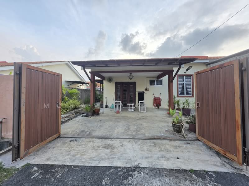 Semi-Detached House for Sale in Taman Seri Inderapura (Kuantan) - Mohammad Azizi - PropertyGuru.com.my