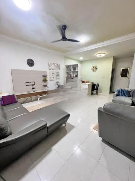 2-storey Terraced House for Sale in Setia Tropika (Johor Bahru) - Cavin Sim - Living Room - PropertyGuru.com.my