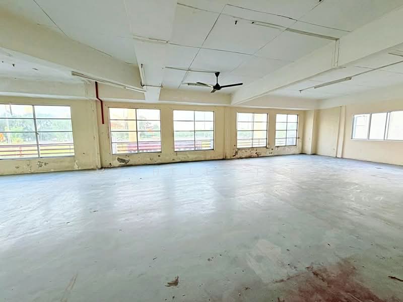 Shop / Office for Rent in Bandar Bukit Tinggi (Klang) - Michelle Tee - Interior - PropertyGuru.com.my