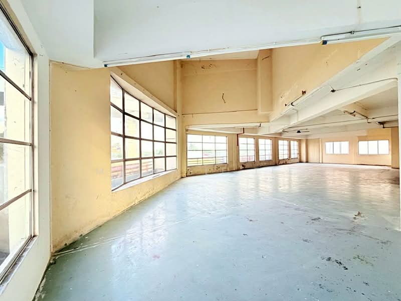 Shop / Office for Rent in Bandar Bukit Tinggi (Klang) - Michelle Tee - Interior - PropertyGuru.com.my