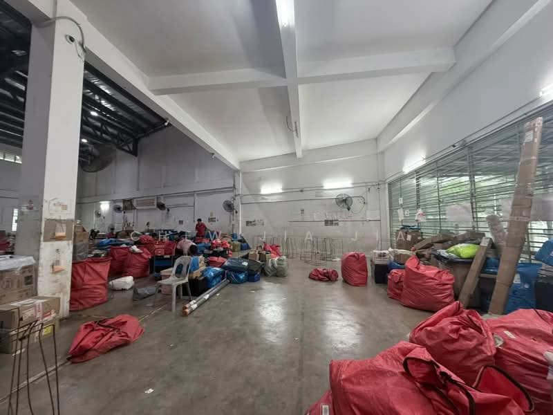 Terrace Factory for Sale in Kawasan Perindustrian Tiong Nam (Tebrau) - Chew Jia Jia - Interior - PropertyGuru.com.my