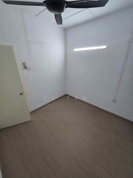 Rumah Teres 2 Tingkat untuk Disewa di Permas Jaya (Johor) - CS Tan - Interior - PropertyGuru.com.my