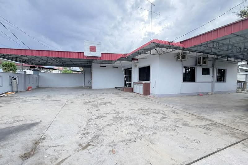 Rumah Berkembar untuk Dijual di Taman Sunrise (Kluang) - May Tan - PropertyGuru.com.my