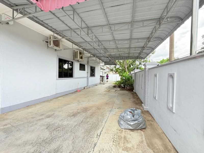 Rumah Berkembar untuk Dijual di Taman Sunrise (Kluang) - May Tan - PropertyGuru.com.my