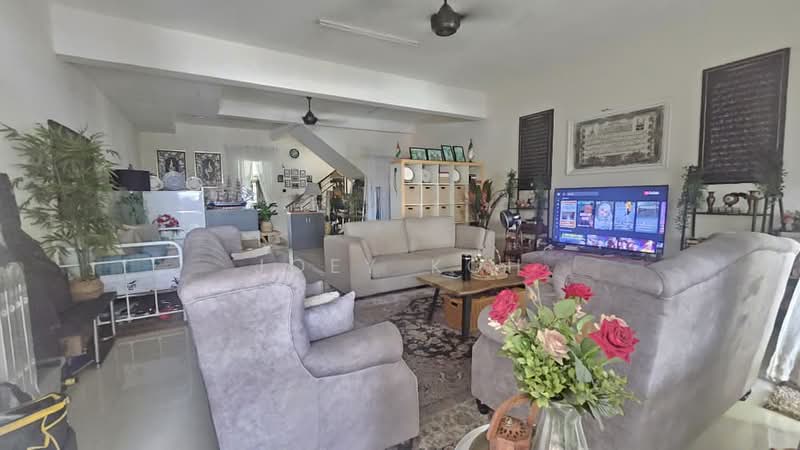 2-storey Terraced House for Sale in Bandar Nusa Rhu (Shah Alam) - Joey Koh - Living Room - PropertyGuru.com.my