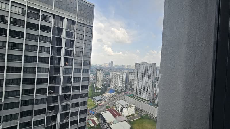 Servis Apartment untuk Dijual di Millerz Square Serviced Residence - Elaine Loke - View - PropertyGuru.com.my