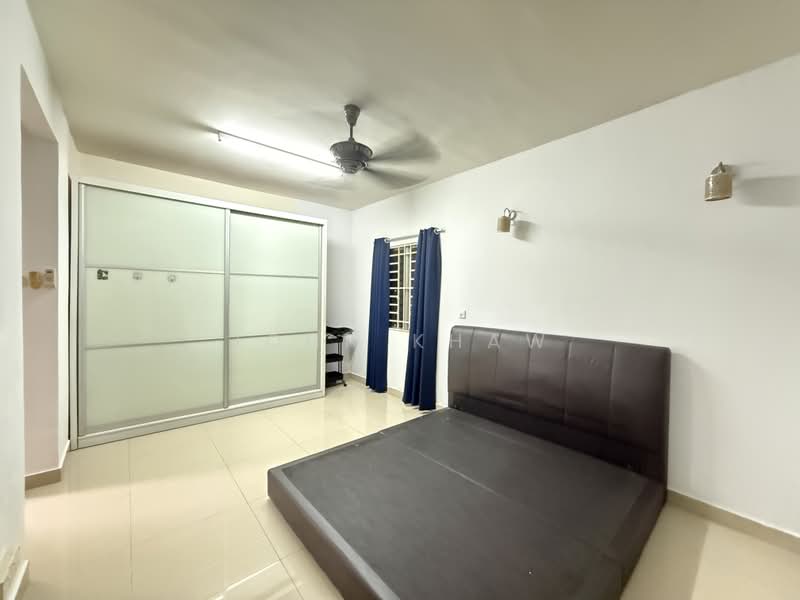 Kondominium untuk Dijual di Kinrara Mas - John Khaw - Bedroom - PropertyGuru.com.my
