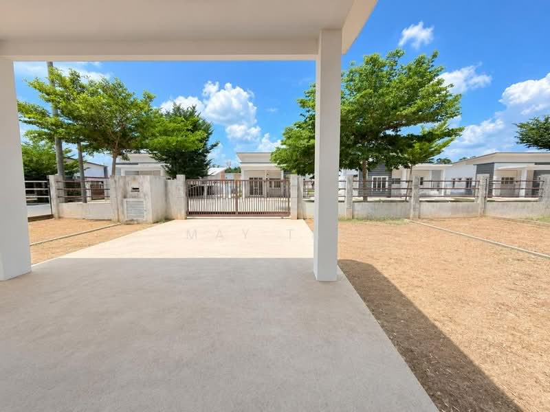 Rumah Banglo untuk Dijual di Taman Sri Lambak (Kluang) - May Tan - PropertyGuru.com.my