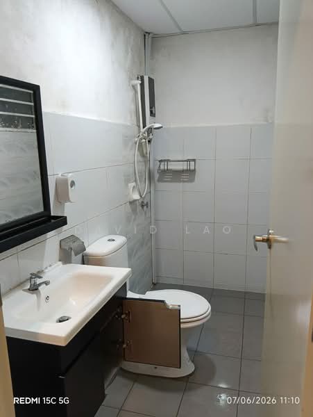 Pangsapuri untuk Disewa di Impiana Sky Residensi - David Lao - Bathroom - PropertyGuru.com.my