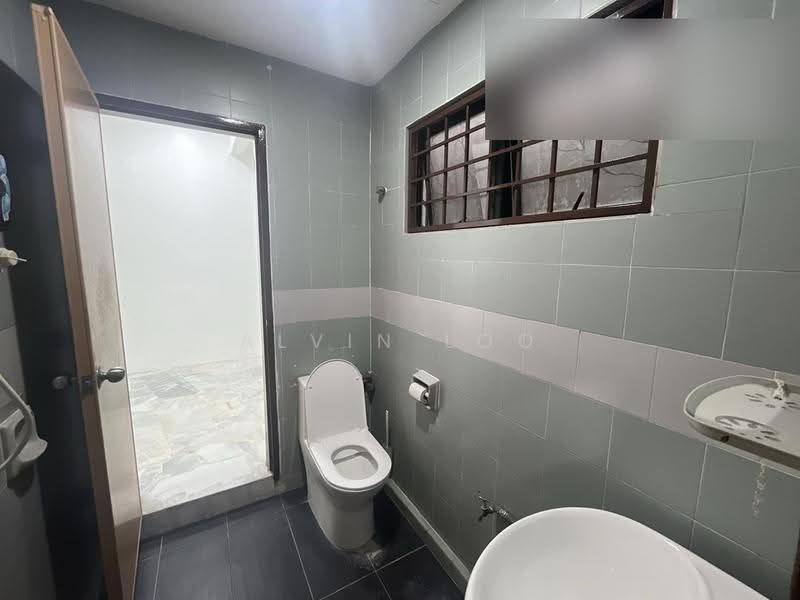 Terraced House for Sale in Bandar Sungai Long (Selangor) - Alvin Loo - Bathroom - PropertyGuru.com.my