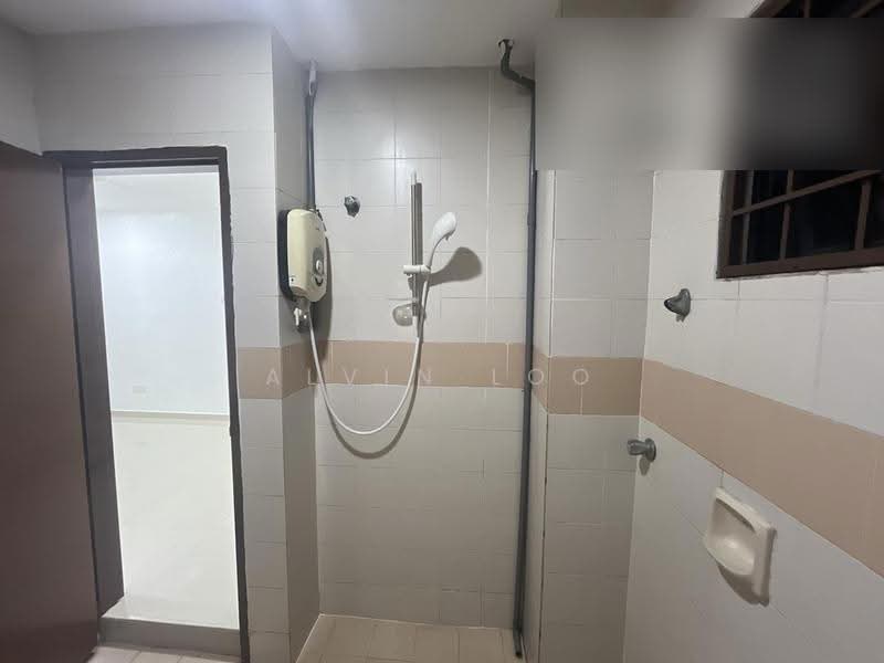 Terraced House for Sale in Bandar Sungai Long (Selangor) - Alvin Loo - Bathroom - PropertyGuru.com.my